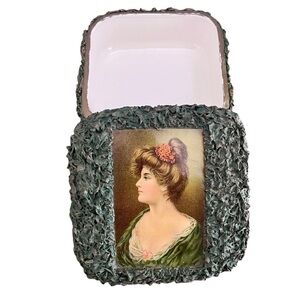 Vintage Ceramic Jewelry Trinket Box Candy Dish Lady Portrait Green